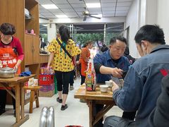 大堂-南湖周冒菜(南湖总店)