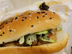 腊味菜菜堡-麦当劳(中唱大厦店)