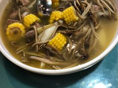 养生板栗鸡-巴人汇三篇小龙虾江湖菜(李家沱店)