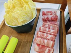 -老何家后安粉·糟粕醋海鲜火锅(三亚湾椰梦长廊店)