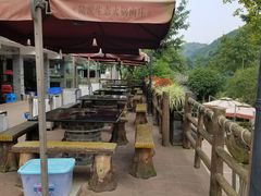 -楠柏弯休闲山庄(梨花溪店)
