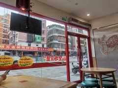 -塔斯汀中国汉堡(横岗志健广场店)