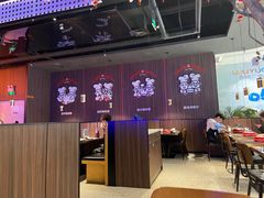 -胖哥俩肉蟹煲(长沙高铁吾悦广场店)