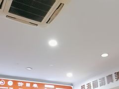 -韩海丽特色美食(秀州路店)