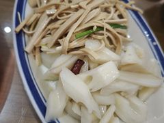 -鲁南仔·滕州炒鸡(经三路店)