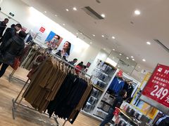 -优衣库(青岛万象城店)