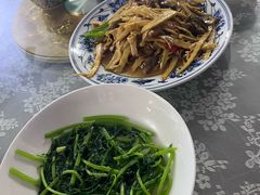 -天天向上素食餐厅(五台山店)