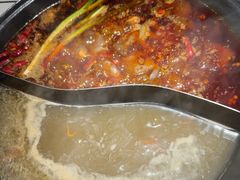 -热火朝天鲜切牛肉火锅(南强街巷店)