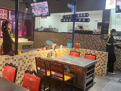 -马路牙子烧烤音乐酒馆(望京店)