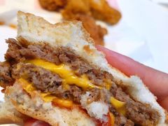 双层吉士汉堡-麦当劳(宝山大厦店)