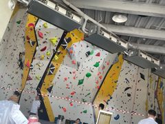 -问山MountQuest攀岩馆