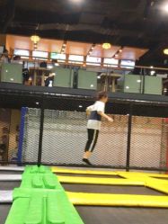 -蹦贝运动中心·蹦床·攀岩·闯关(龙岗店)