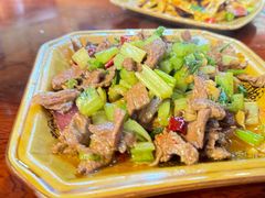 -苗湘食府(十年店)