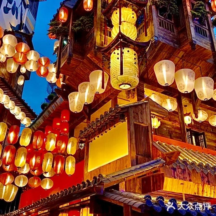 一定要来这家川味儿的长安庭院火锅~