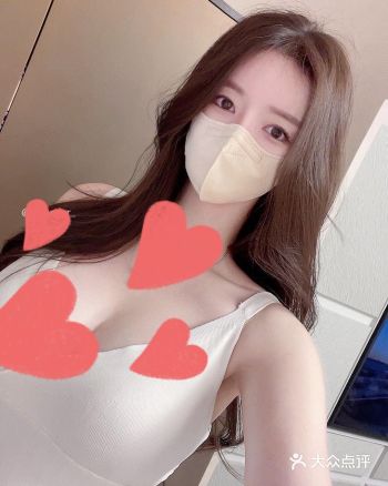 这家韩国的皮肤管理店。是之前韩国大牌。首席的。配方。