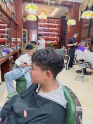 -尼特斯男士发型馆