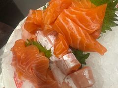 -花和寿喜烧·三文鱼自助专门店(光屿城店)