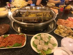 -邓莽子老火锅(中兴路总店)