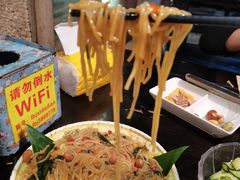 老表记爆炒螺蛳粉-老表记广西宵夜螺蛳鸭脚煲(西大店)