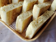 自制脆皮大饼-有位虾匠·手工土菜小馆(市北店)