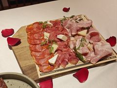 -Laures·月桂西班牙碳烤餐厅(十尚坊店)