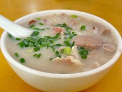 猪杂粥-正宗食惯嘴邓屋粉店