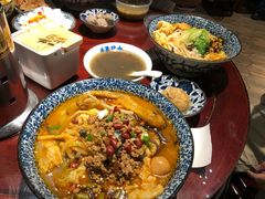 -粉家柳州螺蛳粉(杨宅路店)