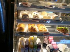 -星巴克臻选(南京金茂览秀城店)