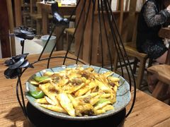 -东来菜馆•手抓海鲜家常菜•海鲜锅贴(鸽子窝店)