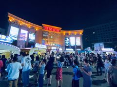 -月星家居广场-路面停车场