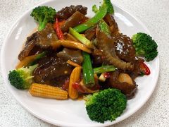 红烧海参-海龙珠海鲜餐厅