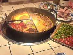 -热火朝天鲜切牛肉火锅(南强街巷店)
