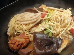 -万记麻辣烫国展总店