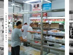 面包甜点陈列柜-稻香村(前门公交站店)