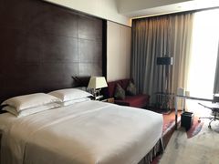 -广州天河希尔顿酒店