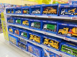 -孩子王童乐园(资阳万达店)