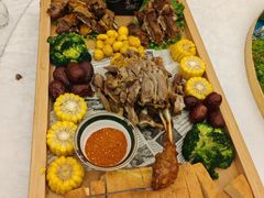 -汗腾格里·风味餐厅(新疆驻京办店)