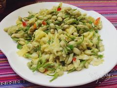 -香巴拉云南餐厅(华莱坞店)