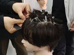 -首脑美容美发化妆美甲培训学校(龙岗校区)