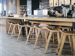 大堂-星巴克(上海浦东禹悦汇店)