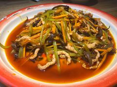 鱼香肉丝-思博半步颠小酒馆(梦时代店)
