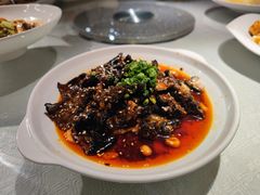 麻辣乌鸡脚-渝半城经典川粤菜(重庆天地店)
