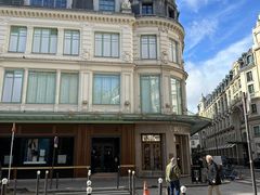 -乐蓬马歇百货公司(Rive Gauche)