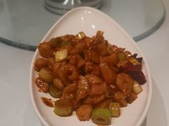 -渝信川菜 · 川味家常菜(财富购物中心店)