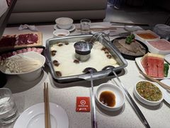 -海底捞火锅(杭州庆春路夜宵主题店)