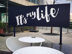-The open life(万象城店)