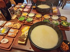 -银米·云南传统过桥米线(双廊黑金冠店)