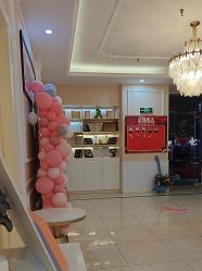 -Bollins波林丝•专研护发中心