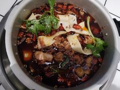 -晓彭肥肠鸡·泡椒鸡火锅(水木天地店)