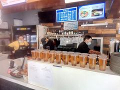 -万记麻辣烫国展总店